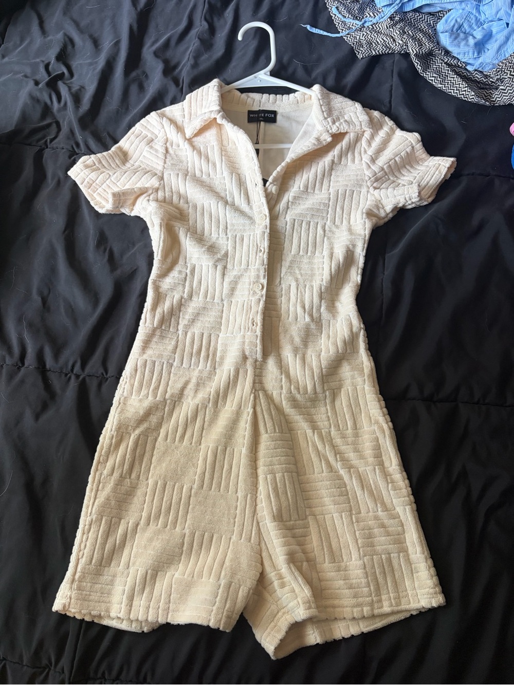 White Fox Textured Short Sleeve Button Front Romper Cream XS NWT